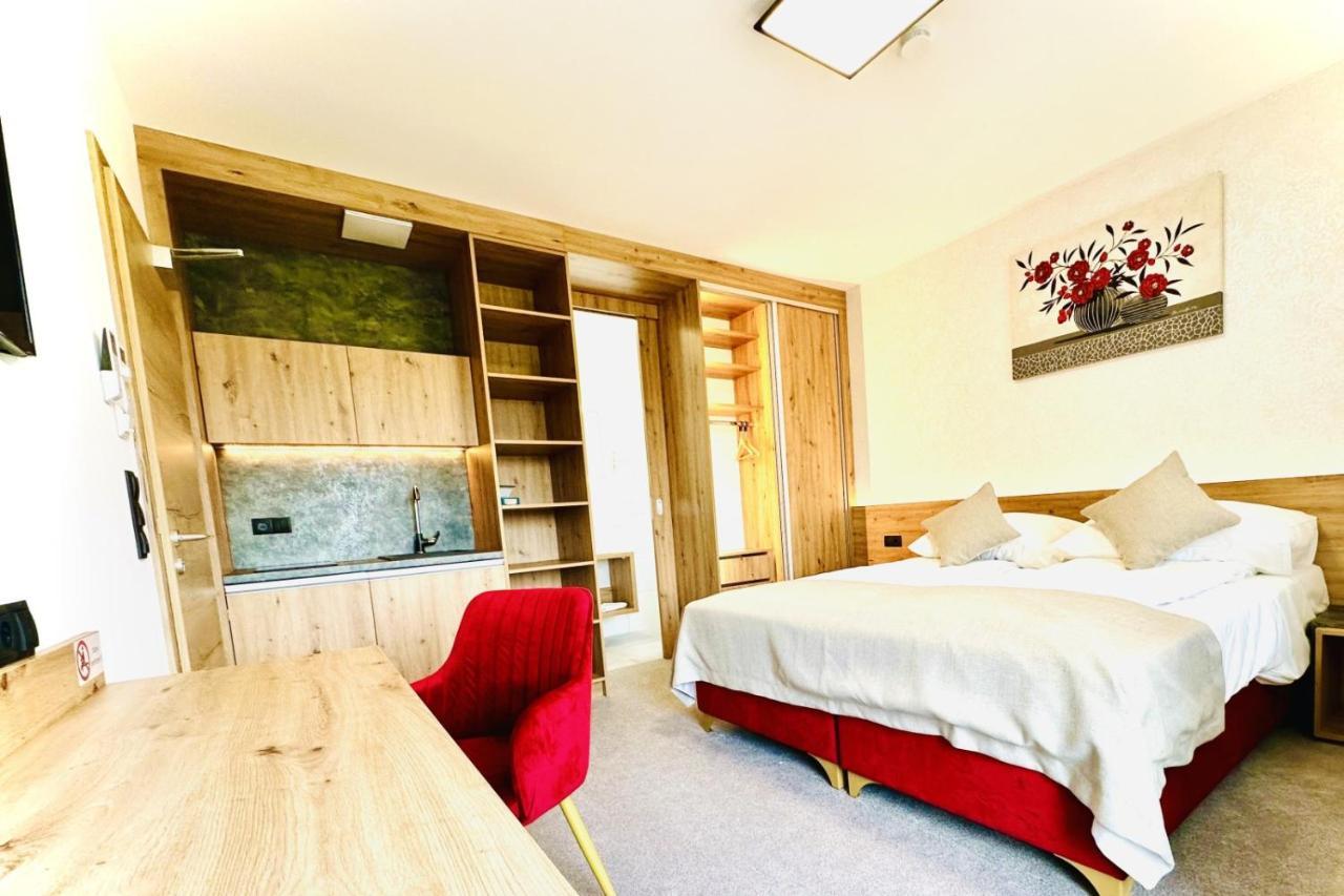 Medirooms Apartments Feldkirchen bei Graz Eksteriør billede